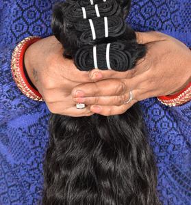 มัดผมมนุษย์สำหรับผู้หญิงผมจริง Remy ผมแท้สีดำเป็นลอนแบบอินเดีย - Product Image 5