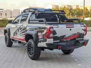 TOYOTA HILUX Usada con Bajo Kilometraje, Doble Cabina, Motor Diésel, Automática - Product Image 4