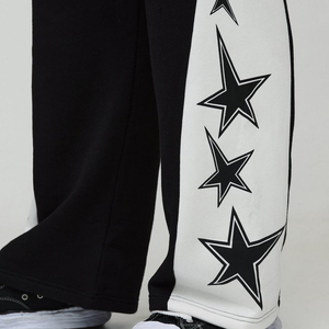 Vente en gros de pantalon baggy de luxe pour hommes, léger et surdimensionné, style décontracté avec logo personnalisé et service OEM disponible - Product Image 4