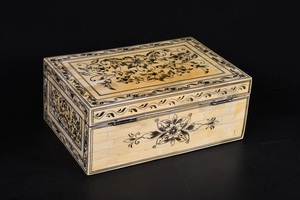 Caja de joyería con incrustaciones de hueso hechas a mano con pintura en relieve floral, organizador de almacenamiento de artesanías de madera para regalos de joyería y carteles de pared - Product Image 5