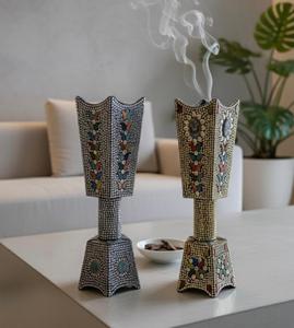Décoration d'intérieur de style arabe, écologique, fait à la main, finition dorée métallique, orné de perles de pierre colorées, brûleur à encens Bakhoor - Product Image 1