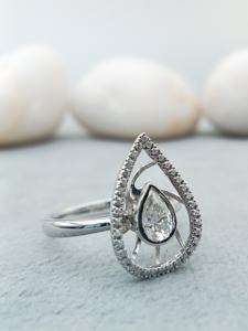 Classic Women's 1ct Pear Cut VVS Lab Grown Moissanite Engagement Ring 925 Silver 14k/18k Gold for GIA IGI Certified for Weddings - Product Image 3