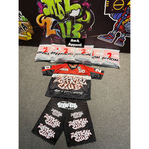 เซ็ตเสื้อยืดและกางเกงขาสั้นของผู้ชายชุดเสื้อผ้าแนวสตรีทสำหรับผู้ชายเสื้อพลอยเทียมทำโลโก้ตามสั่ง - Product Image 2