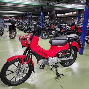 NUEVA Motocicleta HondaS Cruiser Trail125 XL125L 125cc Roja de Doble Propósito con Asiento Negro y Escape Plateado, GRAN VENTA - Product Image 1