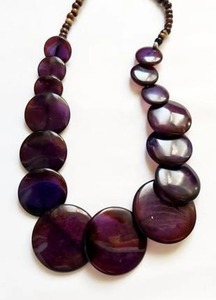 Collar de Cuentas de Resina Elegante Más Vendido para Cumpleaños, Bodas y Aniversarios, Disponible a Precio de Fábrica - Product Image 3