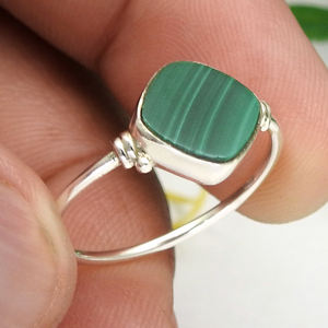 High Quality Wholesale Price 925 Sterling Silver Natural Malachite Gemstone <b>Cushion</b> Shape <b>Ring</b> for Daily Wear Handmade Jewelry - Product Image 2
