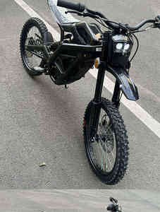 Nouvelle Moto Électrique EX2 PRO E Dirts Bike 2025 de Qualité Supérieure avec Mode Sport et Angle de Montée PRÊTE À ÊTRE EXPÉDIÉE - Product Image 4