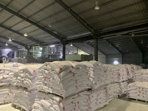 <b>White</b> Caco3 Excellent Purity Low Price Vietnam Coated Caco3 Calcium Carbonate Powder for <b>Paint</b> <b>Plastic</b> Paper Industry Uses - Product Image 2