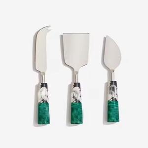 Ensemble de service à fromage en acier inoxydable de style moderne, couteaux à fromage avec manche en acier inoxydable, lavable au lave-vaisselle, outils de cuisine écologiques - Product Image 3