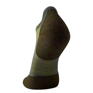 Chaussettes d'entraînement haute performance pour athlètes Chaussures d'équipage tricotées respirantes pour la saison de printemps - Product Image 3
