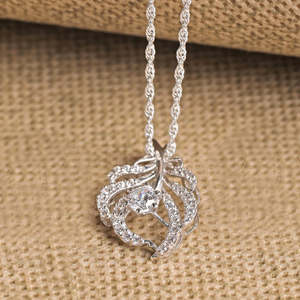 Collar con Colgante Nusa de Plata de Ley 925 CLARA, Diseño de Pluma Geométrica con Forma de Número, Piedra de Diamante, Bañado en Oro y Rodio, Regalo Moderno - Product Image 2