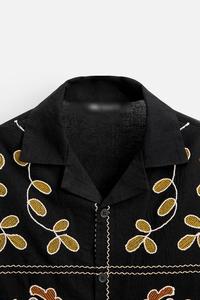 Broderie florale mens chemise. - Product Image 1