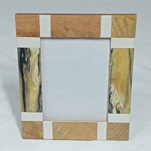 Top Design Wood and Resin Decorative Photo <b>Frames</b> Classic <b>Frame</b> Hot Selling and Wholesale Photo <b>Frames</b> By Manufacturer - Product Image 1