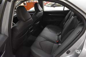 Camry S E Nightshade 2024, Tracción Delantera, Turbo, Asientos de Cuero, Techo Panorámico, Bajo Kilometraje, Precio de Stock, Listo para Envío - Product Image 6