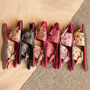 Low Price in Stock Women Slide for Anti-Slippery Genuine Leather Outsole High Quality Fashion <b>Design</b> All Seasons - Product Image 6