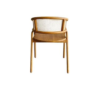 Venta de sillas de jardín hechas con una combinación de madera de teca y ratán, diseño moderno apto para diversas necesidades. - Product Image 4