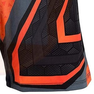 Shorts de Muay Thai pour hommes de qualité supérieure prix de gros léger entièrement personnalisé anti-rides Short de Muay Thai avec la dernière conception - Product Image 3