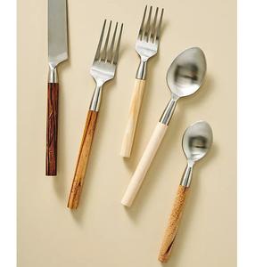 Wholesale Luxury Custom Stainless Steel with Acacia Wooden Handle Flatware Wedding Gift Restaurant Set Customization Available - Product Image 6