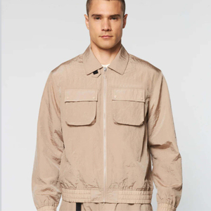 Veste coupe-vent décontractée de style High Street pour hommes, vêtements d'extérieur printemps-automne personnalisés et bon marché avec des caractéristiques d'hiver confortables avec OEM - Product Image 1