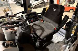 Chargeuse-pelleteuse CATERPILLAR 420F2 à vendre - Product Image 5