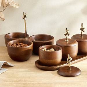 Plateau de service en bois avec bol amovible pour les collations et les trempettes Plateau en bois artisanal de qualité supérieure avec bol pour servir des collations - Product Image 3