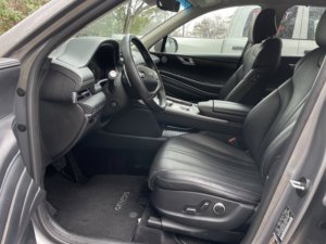 Genesis GV80 AWD 2024 d'occasion en excellent état - Product Image 4