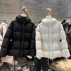 Veste matelassée à col montant imprimée OEM pour hommes avec logo personnalisé Veste d'hiver imperméable et coupe-vent avec poches Service OEM - Product Image 3