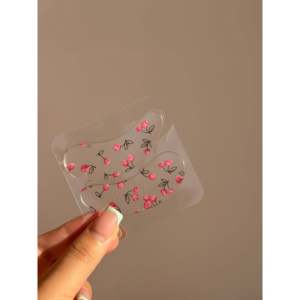 แผ่นเจลเชอร์รี่สำหรับรอยคล้ำรอบดวงตาและต่อขนตา - Product Image 1