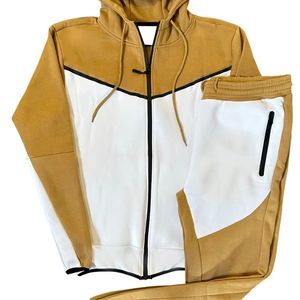 Personalizar conjuntos de pista de moda entrenamiento correr tejido sudor traje deportes caminar hombres poliéster chándales para senderismo - Product Image 2