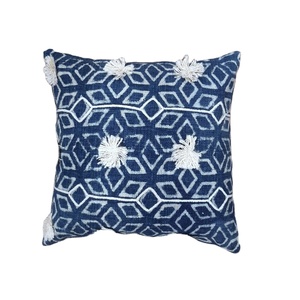 Housses de coussin décoratives en coton Indigo Dabu Bagru Hand Block 45X45cm housses de coussin en coton housses de coussin à vendre - Product Image 1