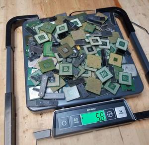 Recycled CPU Processor <b>Scraps</b> with Valuable <b>Metals</b> for Efficient Electronic <b>Scrap</b> Processing - Product Image 5