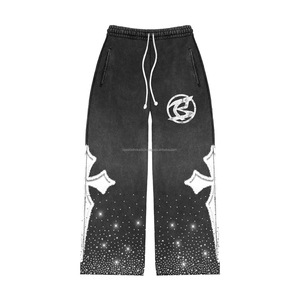Pantalon de survêtement en molleton de coton et polyester de qualité supérieure 360 GSM, tissu lavé bordeaux, panneau appliqué, détail en strass, logo imprimé - Product Image 1