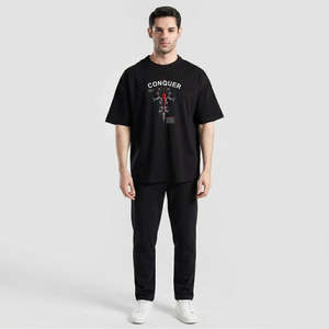 เสื้อยืดฮิปฮอปโอเวอร์ไซส์ลายกอธิคสีดำ ผ้าเจอร์ซีย์เนื้อวาฟเฟิลลายแอนิเมชั่นและลายเรียบ น้ำหนัก 240 กรัม ดีไซน์แบบอัดแน่น - Product Image 4