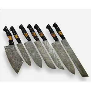 Juego de Cuchillos de Cocina Modernos Burraq Profesionales Hechos a Mano con Acero de Damasco, 7 Piezas, Mango de Madera, Acero al Carbono Ambidiestro - Product Image 3