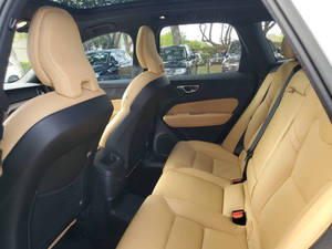 2022 Parfait état Occasion 2022 Volvo XC60 Recharge T8 Inscription - Product Image 4