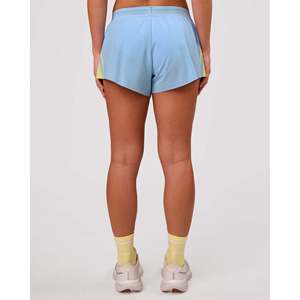 Pantalones cortos de running Accelerate 3 Force Mid-Rise para mujer - Open Air Lemon - Product Image 3
