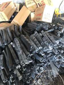 Briquettes de charbon de bois fabriquées à la machine selon la norme de l'UE et du Japon, très chaudes, sans fumée, à faible teneur en cendres à partir de bois dur-pour l'exportation - Product Image 4