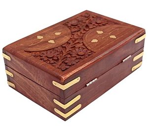 Caja de almacenamiento de joyería de madera de diseño estándar caja de embalaje de regalo tallada a mano caja de almacenamiento rectangular - Product Image 1