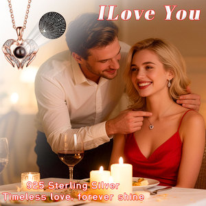 Fiore Preservato Rosa Rossa con Collana a Cuore <span class=keywords><strong>in</strong></span> Argento Sterling Ti Amo <span class=keywords><strong>in</strong></span> <span class=keywords><strong>100</strong></span> <span class=keywords><strong>Lingue</strong></span>, Regalo per Moglie, Mamma, Fidanzata - Product Image 5