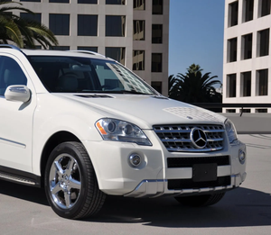 Vehículo Usado a Precio Accesible - Volante a la Izquierda |   Volante a la derecha |   MERCEDES-BENZ ML550 4MATICCSS 2010 - Product Image 1