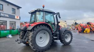 Tracteur agricole d'occasion Massey Ferguson MF 5S.125 130 ch 4x4 avec moteur et pompe, équipement agricole - Product Image 6