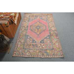 Tapis turc vintage 3,6x5,9 pi (109x179 cm), tapis persan rouge - Product Image 1