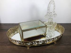 Meilleure vente boîte à bagues en verre organisateur de bijoux en verre et métal cadre polonais or pour les fiançailles de mariage d'anniversaire - Product Image 6