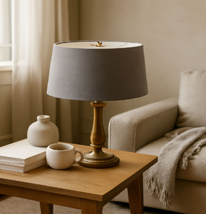 Lujosa lámpara de mesa moderna con adornos de oro y cristal con una elegante pantalla cilíndrica crema, perfecta para una decoración glam - Product Image 6