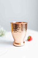 Gobelet en cuivre pur fait à la main tasse à boire ayurvédique indienne traditionnelle pour la santé et la décoration intérieure élégante