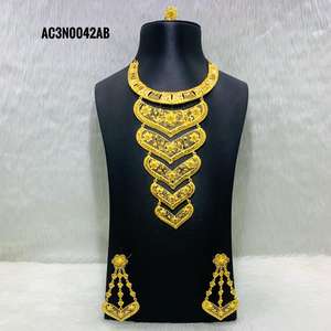 Chaînes de collier en laiton plaqué or de bijoux de mode vintage avec des motifs floraux et des chiffres Style religieux pour les tenues de fête de mariage - Product Image 1