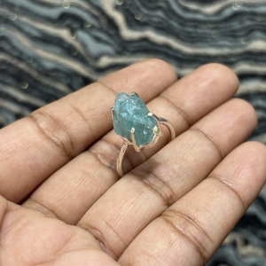 Anillos de Piedra Natural de Apatita en Bruto, Anillos de Plata de Ley 925 con Incrustaciones de Piedras Preciosas, Anillo de Diseño para Unisex - Product Image 3