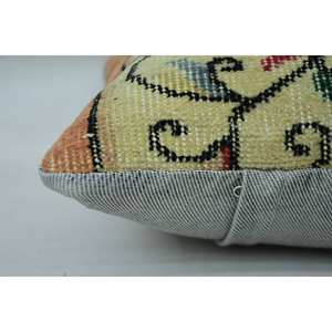 Oreiller en laine patchwork bohème Kantha 14x14 pouces Beige Floral Vintage Print Coussin décoratif pour la literie ou le sol - Product Image 4