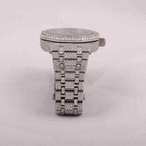 Montre automatique de luxe en diamant Moissanite en édition limitée Design squelette en acier inoxydable glacé de haute qualité avec cadran noir - Product Image 4