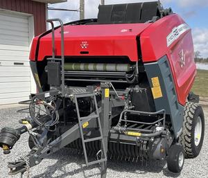 Massey Ferguson RB4160V Round <b>Baler</b> - Product Image 1